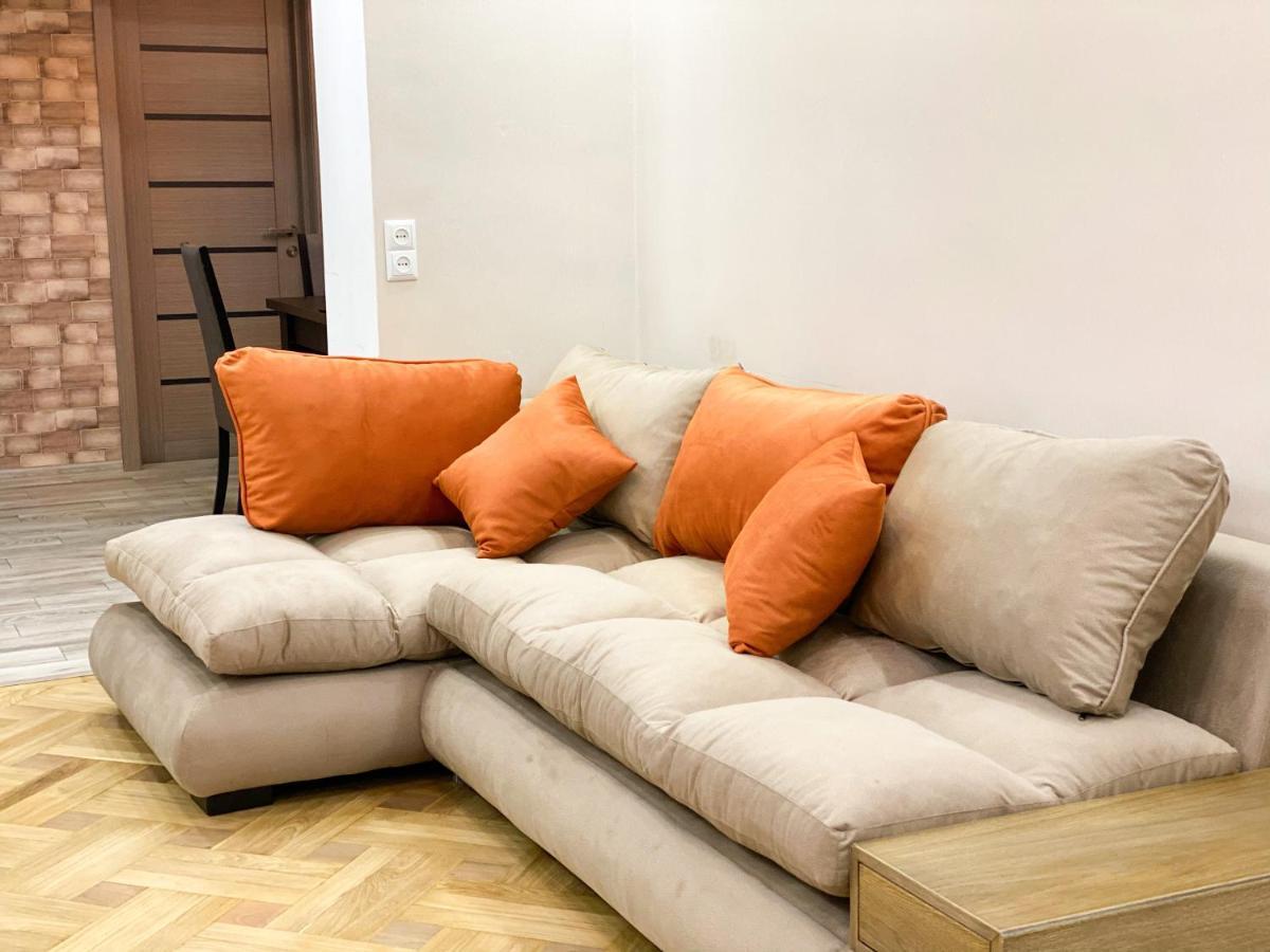 Superior Apartment On Kostava Тбилиси Экстерьер фото