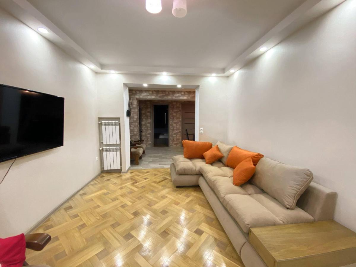 Superior Apartment On Kostava Тбилиси Экстерьер фото