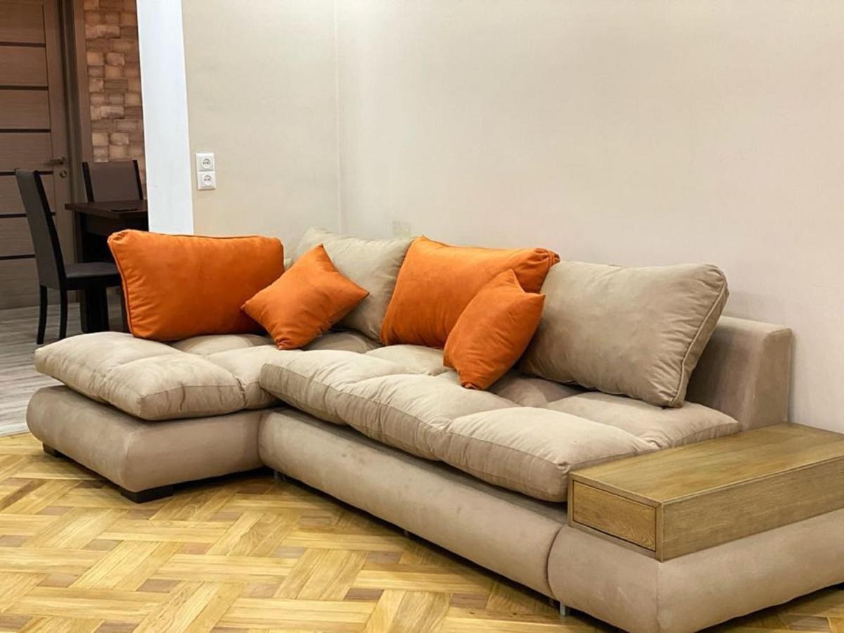 Superior Apartment On Kostava Тбилиси Экстерьер фото